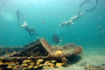a person in a swimming pool