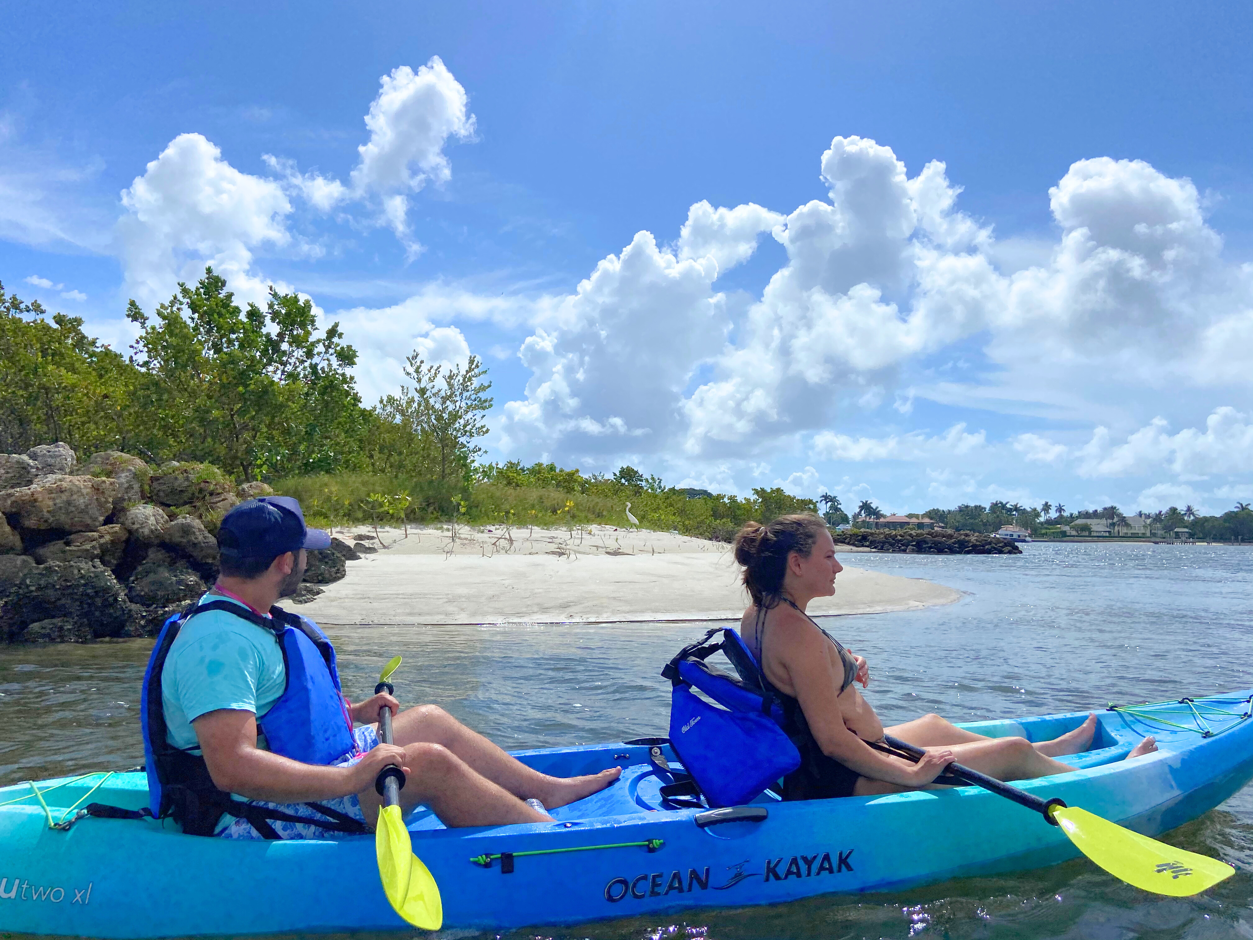 コーラル &タスク　カヌー Guided Peanut Island Kayak Tour with optional Snorkeling | Visit