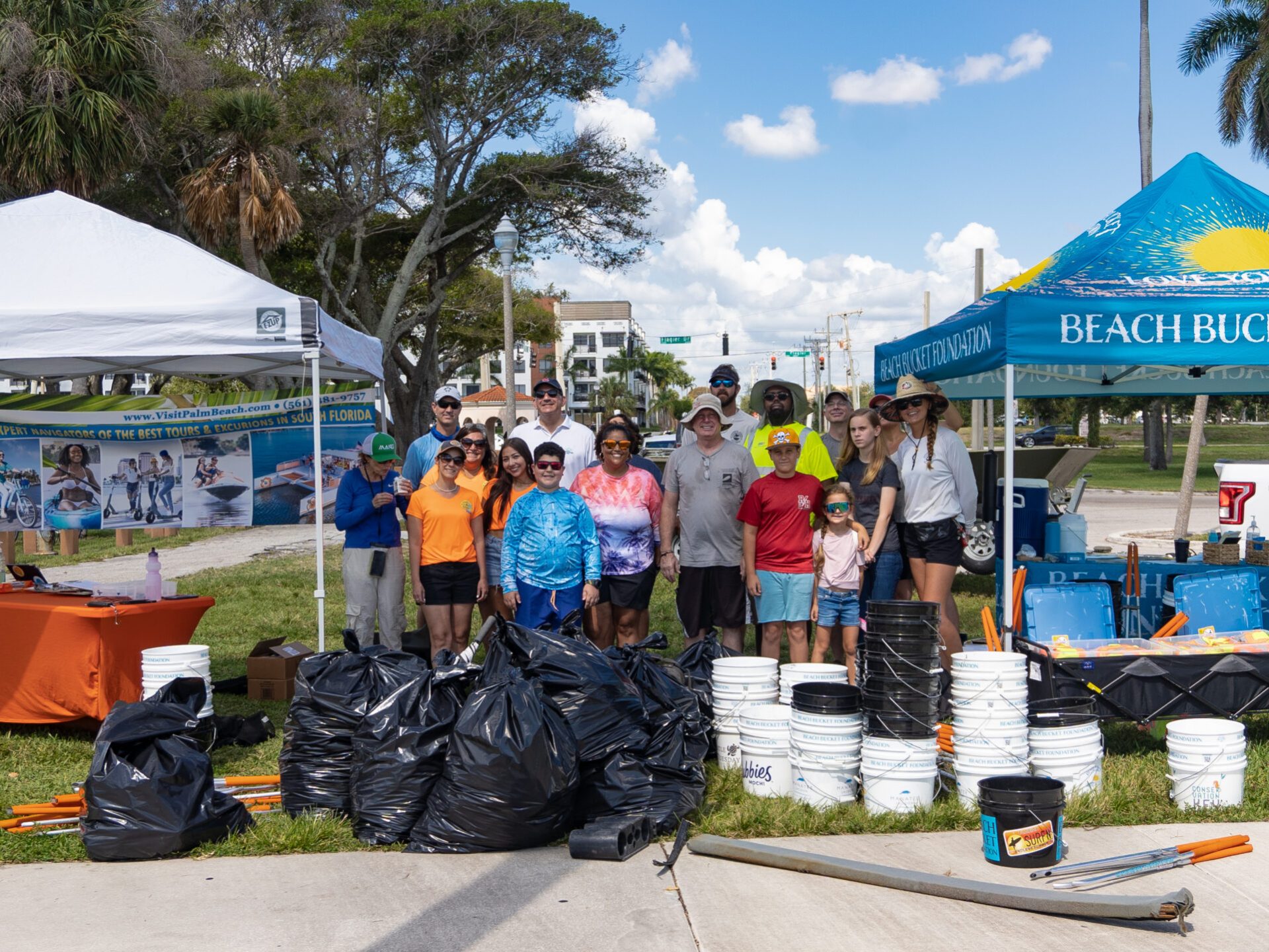 Earth Day Cleanup at Currie Park