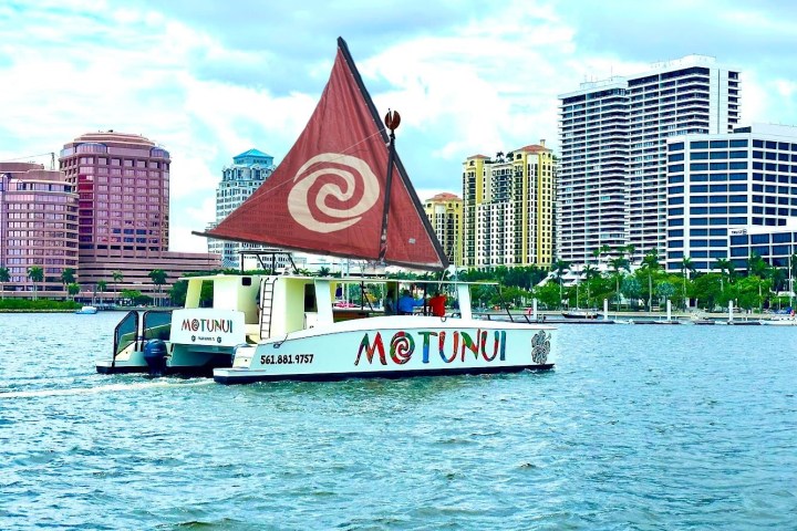a small boat in a large body of water